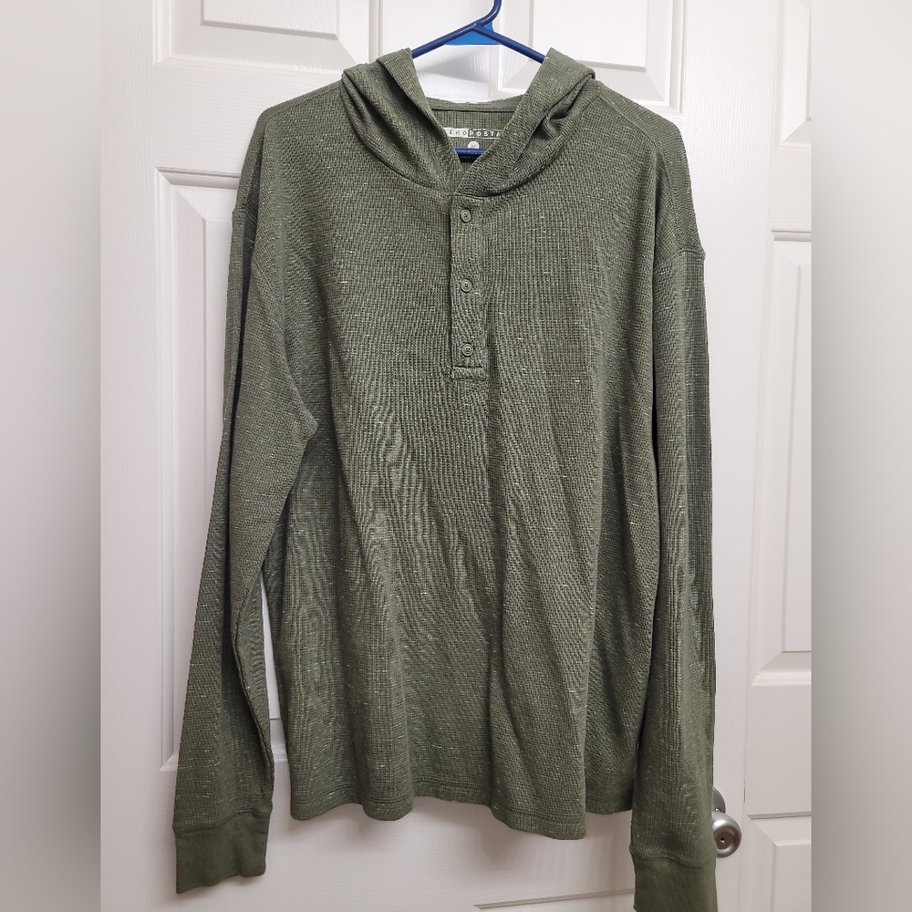 Aeropostale mens size M long sleeve hooded shirt